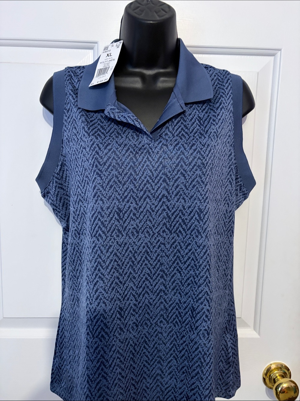 Adidas Sleeveless blue golf shirt size XL - NWT